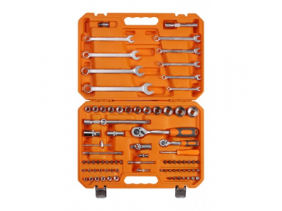 Набор инструментов универсальный 82 предметов + фонарь, пласт.кейс