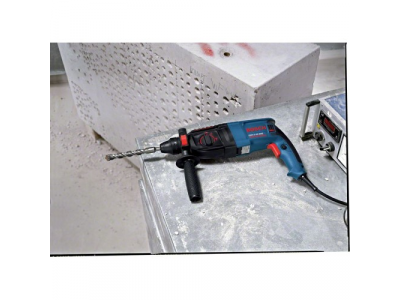 2-килограммовый перфоратор GBH 2-26 DRE, с патроном SDS-plus