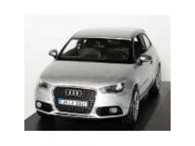 Модель автомобиля Audi A1 Ice Silver, Scale 1 43, артикул 5011001013